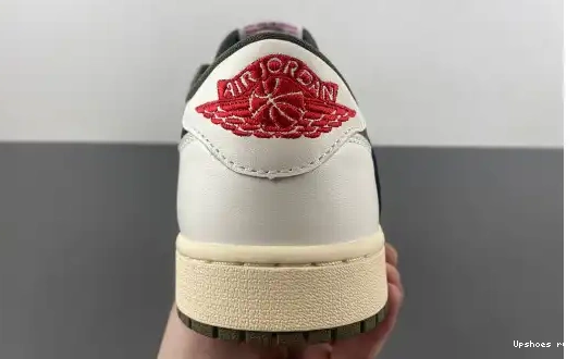 SP SCOTT OG DM7866-200 JORDAN DM7866-200 1   TRAVIS RETRO LOW 0511